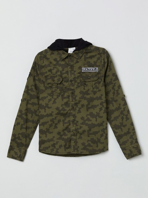 

max Boys Olive Green Regular Fit Camo Printed Casual Shirt