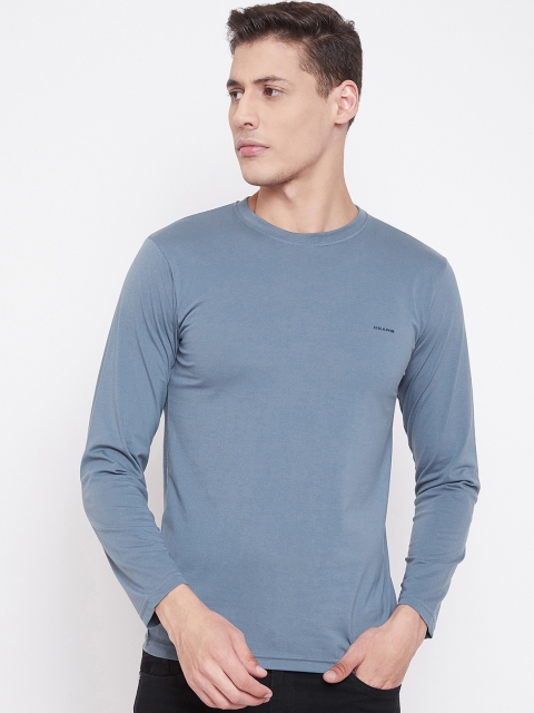 

Okane Men Blue Solid Round Neck T-shirt