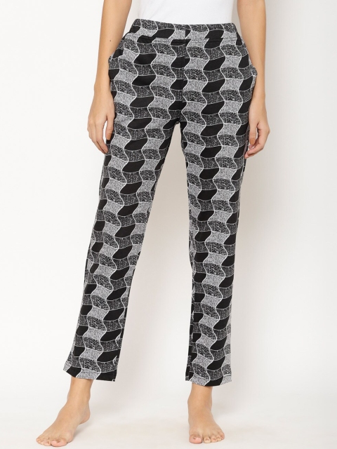

Floret Women Black Printed Lounge Pants