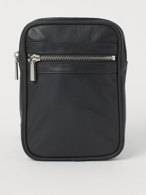 

H&M Men Black Solid Small Shoulder Bag