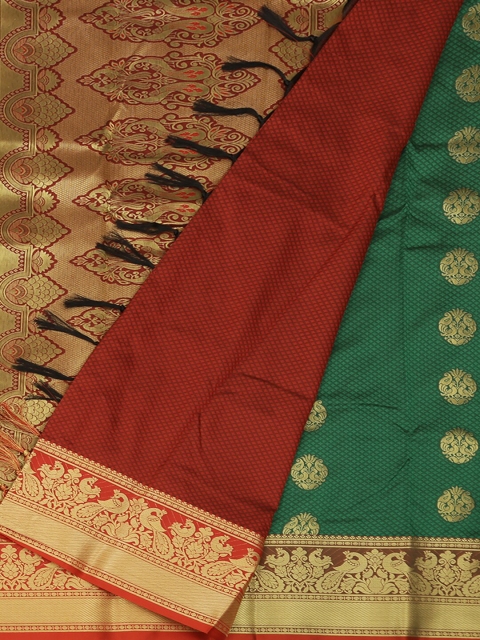 

Pothys Green & Gold-Toned Art Silk Woven Design Saree