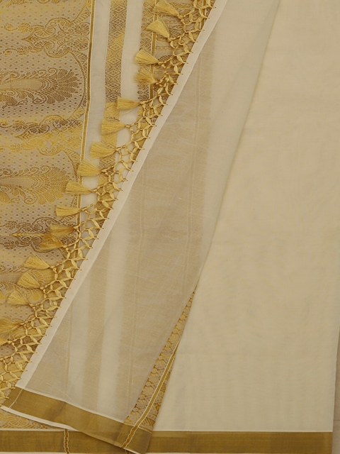 

Pothys Cream-Coloured Striped Pure Cotton Saree