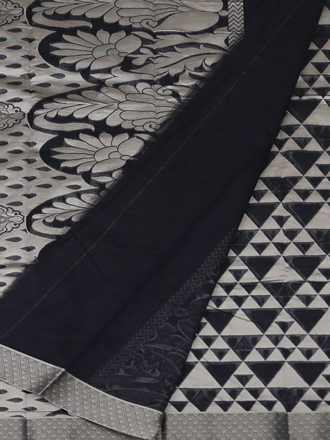 

Pothys Navy Blue & Silver Silk Cotton Woven Design Saree