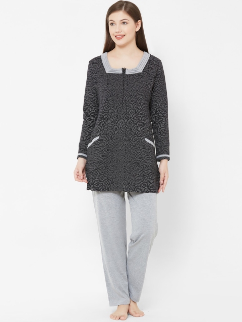 

Juliet Women Black & Grey Printed Night suit