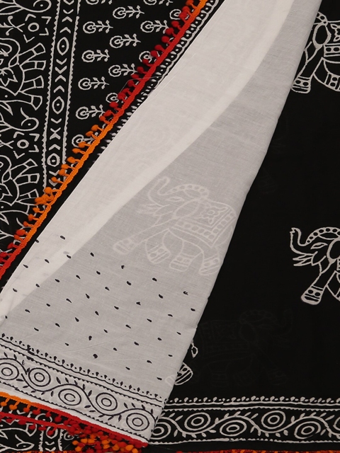 

Pothys Black & Off-White Pure Cotton Printed Saree