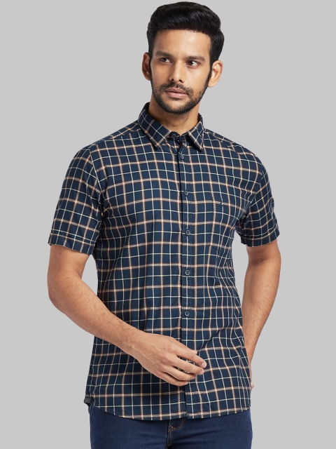 

Parx Men Blue Regular Fit Checked Casual Shirt