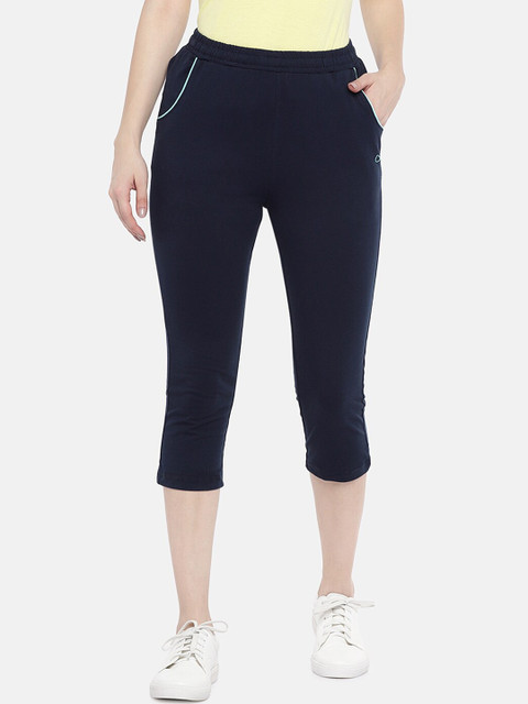 

Sweet Dreams Women Navy Blue Solid Regular Fit Capris
