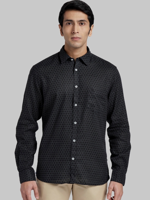 

Parx Men Black Regular Fit Printed Casual Shirt