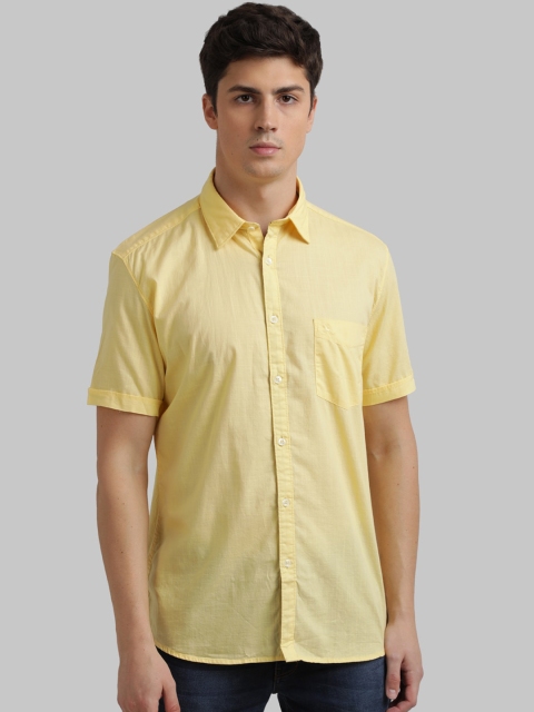 Parx Men Yellow Regular Fit Solid Casual Shirt