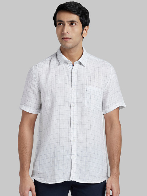 

Parx Men Blue Regular Fit Checked Casual Shirt