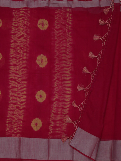 

Pothys Magenta Dyed Linen Blend Saree