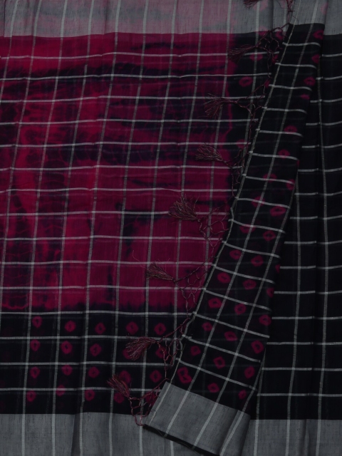 

Pothys Magenta Checked Linen Blend Saree