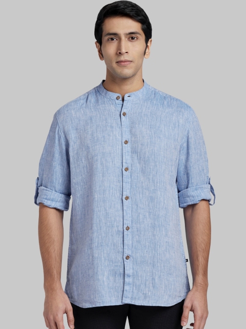 

Parx Men Blue Classic Regular Fit Solid Casual Shirt