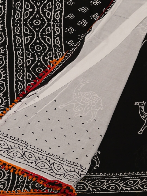 

Pothys Black Printed Pure Cotton Saree