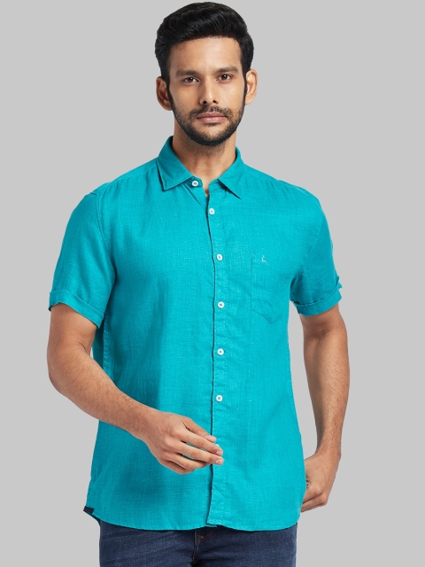 

Parx Men Blue Regular Fit Solid Casual Shirt