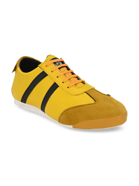 

Big Fox Men Yellow Colourblocked Lightweight Sneakers