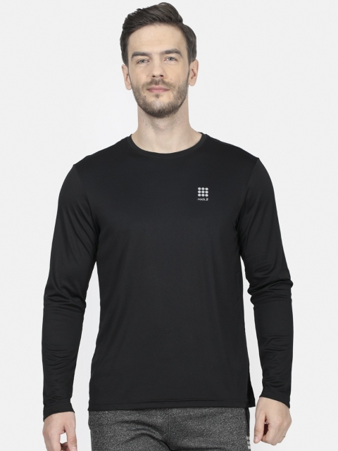 

rock.it Men Black Solid Round Neck T-Shirt