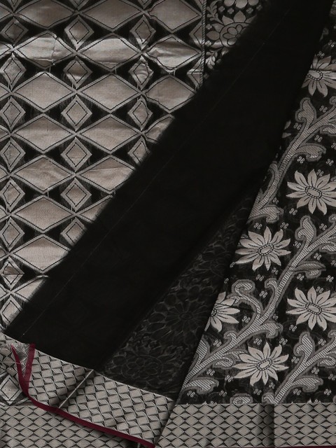 

Pothys Black & White Silk Cotton Printed Saree