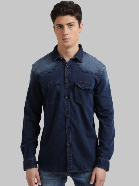 

Parx Men Navy Blue Regular Fit Faded Casual Shirt