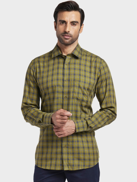 

ColorPlus Men Green Regular Fit Checked Casual Shirt