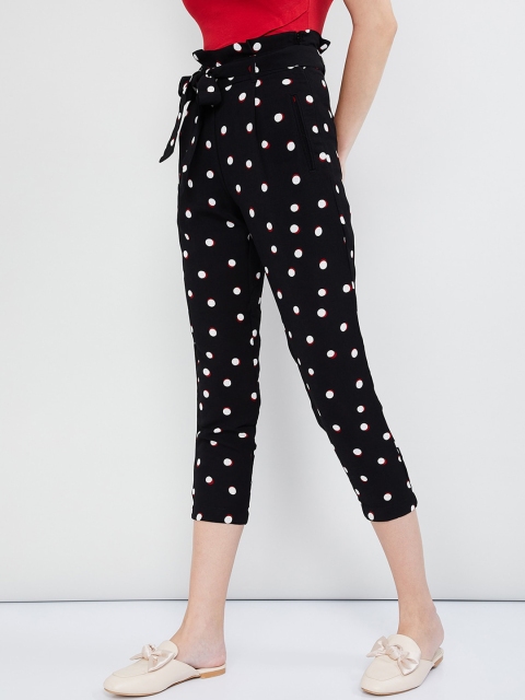

max Women Black Slim Fit Printed Regular Trousers