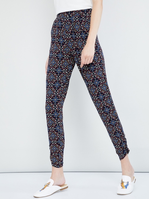 max Women Blue & Off-White Slim Fit Printed Regular Trousers