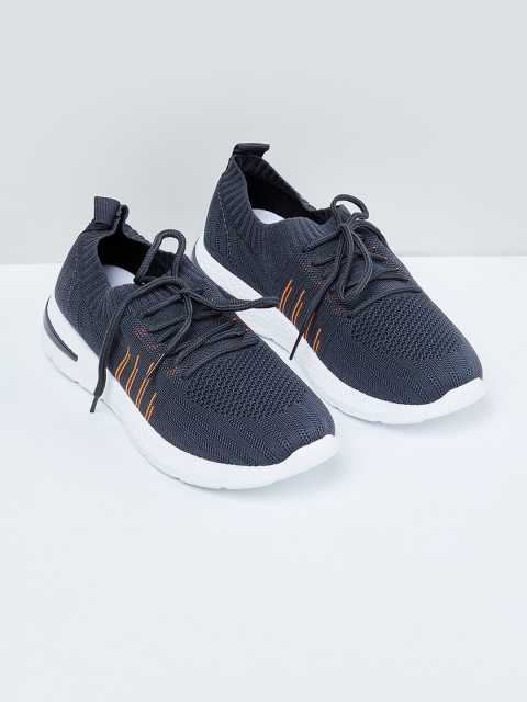 

max Women Grey PU Training or Gym Shoes