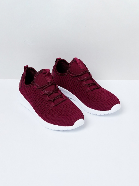 

max Women Maroon PU Training or Gym Shoes