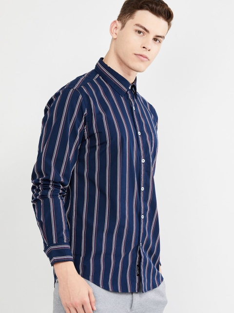 

max Men Blue & White Slim Fit Striped Casual Shirt