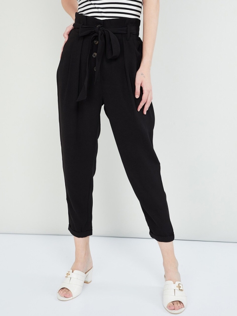 

max Women Black Slim Fit Solid Regular Trousers
