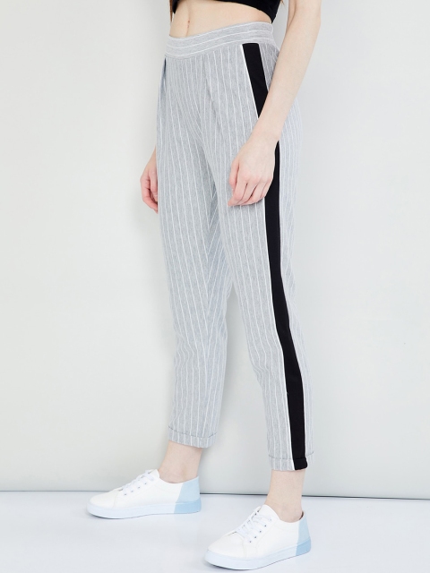 

max Women Grey & White Slim Fit Striped Regular Trousers