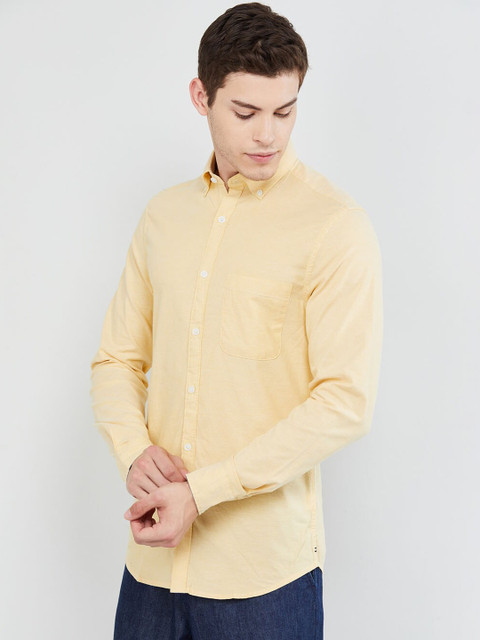 

max Men Yellow Regular Fit Solid Casual Shirt