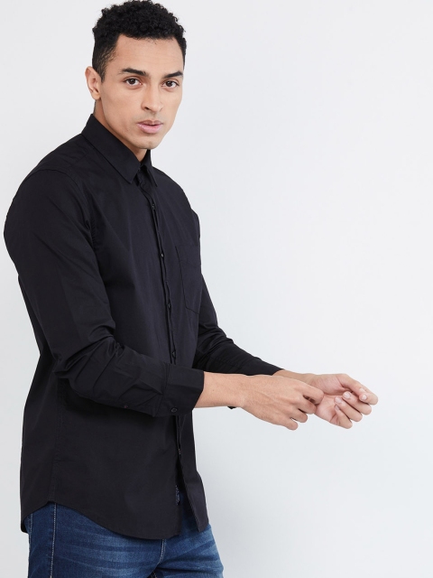 

max Men Black Regular Fit Solid Casual Shirt