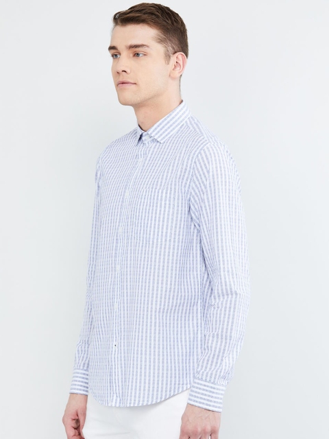 

max Men Blue & White Regular Fit Striped Casual Shirt