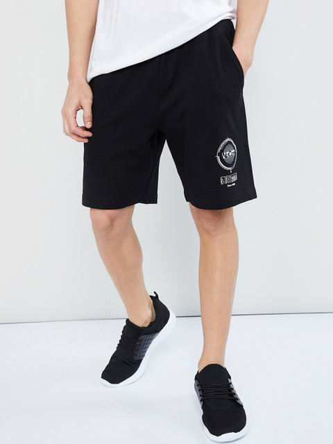 

max Men Black Solid Lounge Shorts