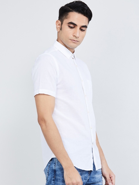 

max Men White Slim Fit Solid Casual Shirt