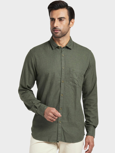 

ColorPlus Men Green Regular Fit Solid Casual Shirt