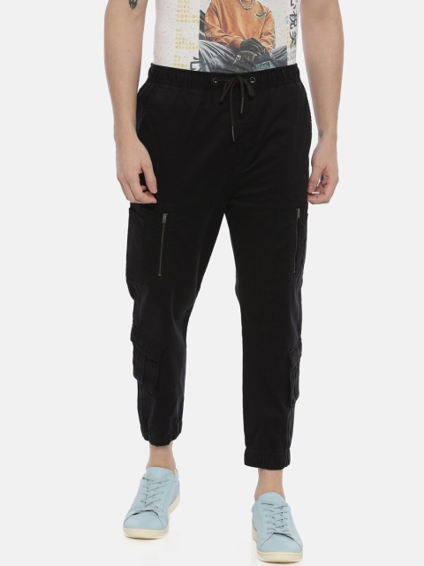 

Breakbounce Men Black Solid Slim-Fit Cargo Joggers