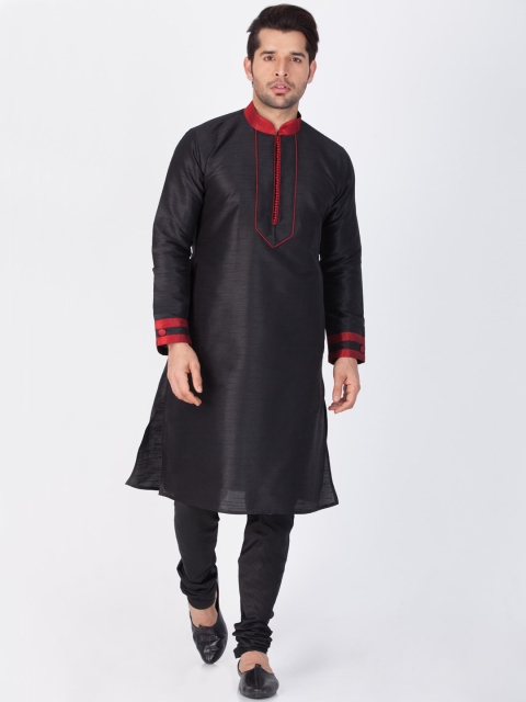 

VASTRAMAY Men Black Solid Straight Kurta