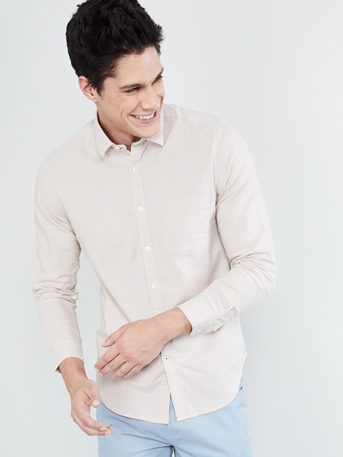 

max Men Beige Regular Fit Solid Casual Shirt