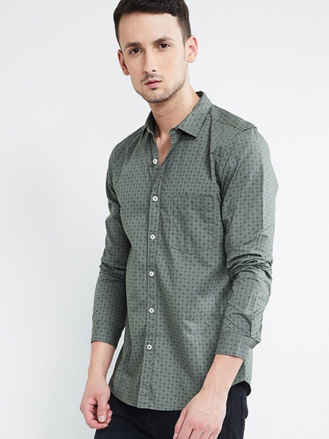 

max Men Green Regular Fit Printed Casual Shirt