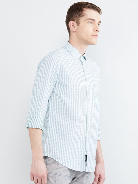 

max Men Green Regular Fit Striped Casual Shirt