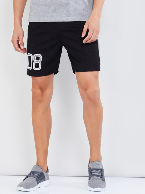 

max Men Black Colourblocked Regular Fit Shorts