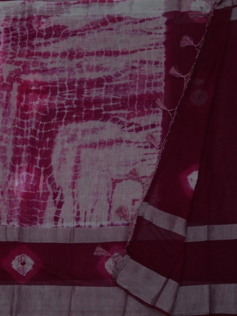 

Pothys Magenta & White Linen Blend Dyed Saree