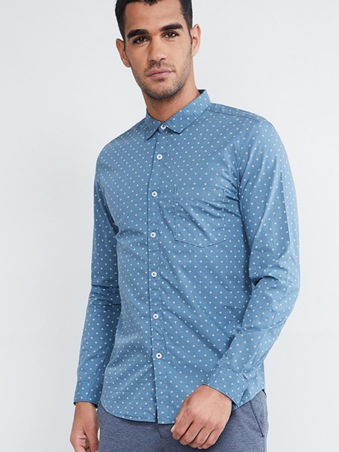 

max Men Blue & White Slim Fit Printed Casual Shirt