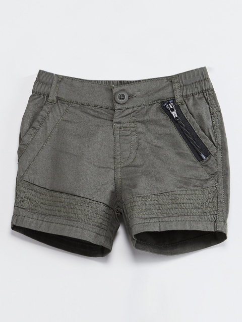

max Boys Olive Green Solid Regular Fit Regular Shorts