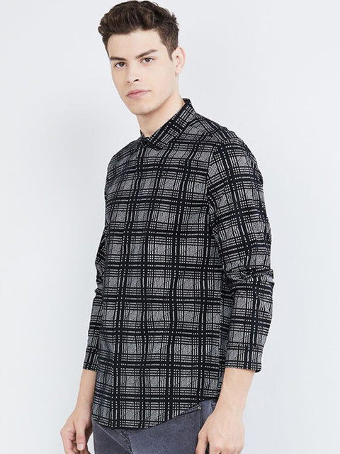 

max Men Black & Grey Slim Fit Checked Casual Shirt