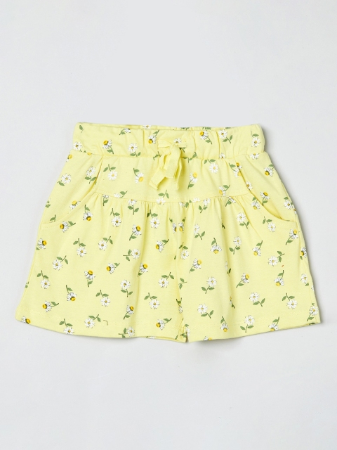

max Girls Yellow Printed Regular Fit Regular Shorts