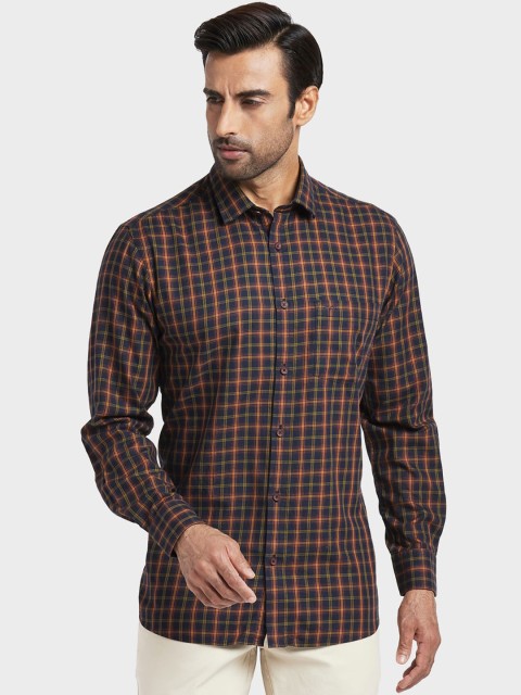

ColorPlus Men Navy Blue & Orange Regular Fit Checked Casual Shirt