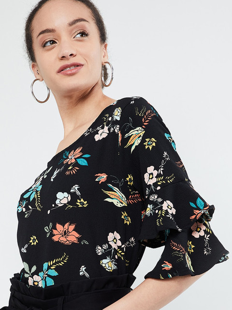

max Women Black Printed Top